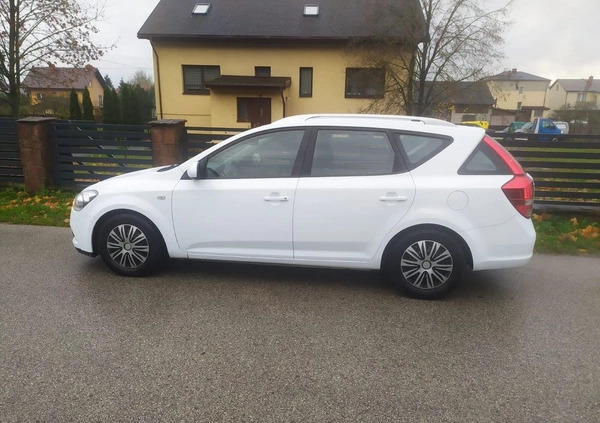 Kia Ceed cena 15500 przebieg: 240518, rok produkcji 2011 z Kielce małe 106